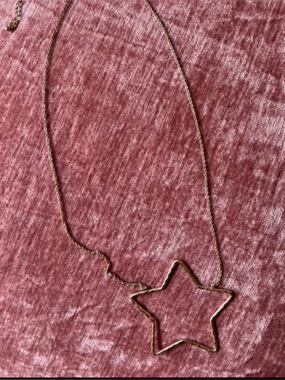 Gold Star Outline Necklace